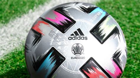 euro 2020 final ball.